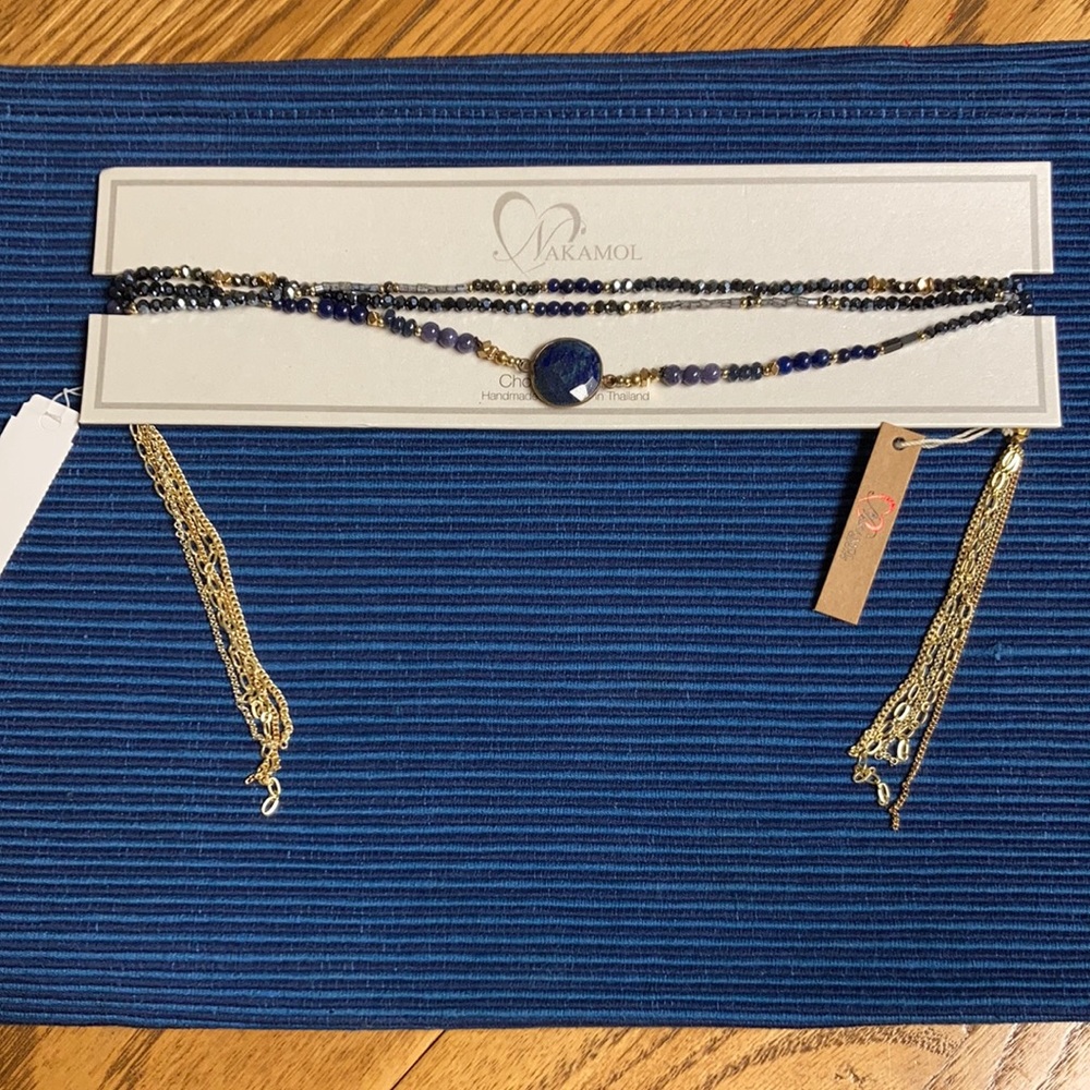 Choker necklace